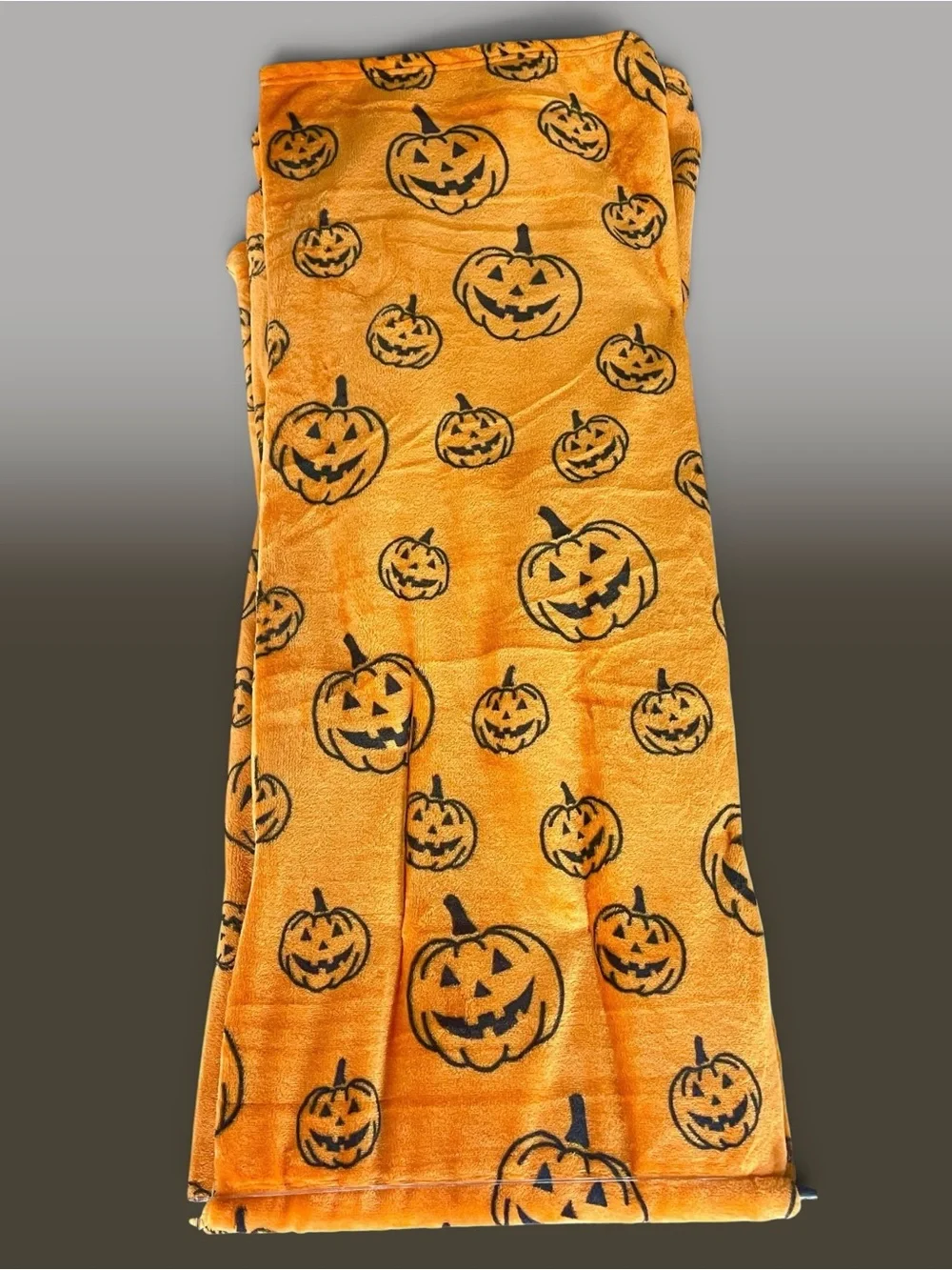 Halloween Plush Fleece Oversized Throw Orange Black Jack-'o-Lanterns Pumpkins 60